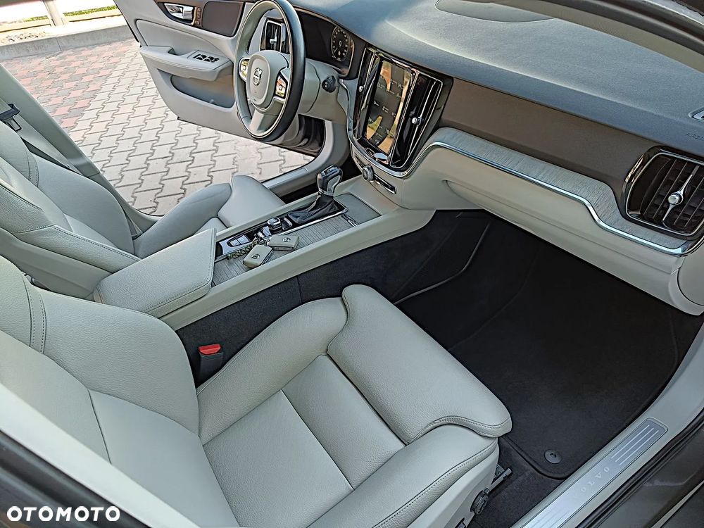 Volvo V60 D4 Geartronic Inscription - 25