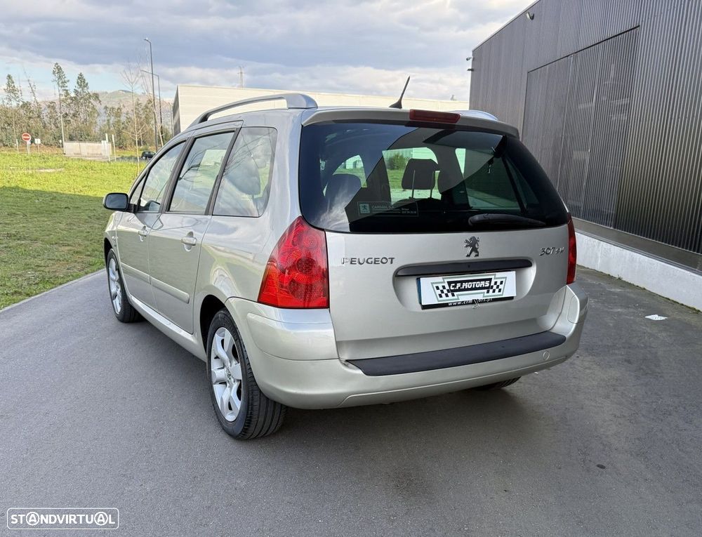 Peugeot 307 SW 1.6 HDi FAP Executive - 10