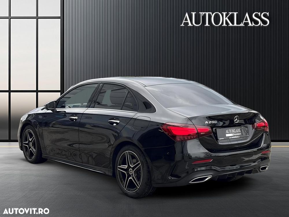 Mercedes-Benz A 200 Sedan MHEV 7G-DCT - 3