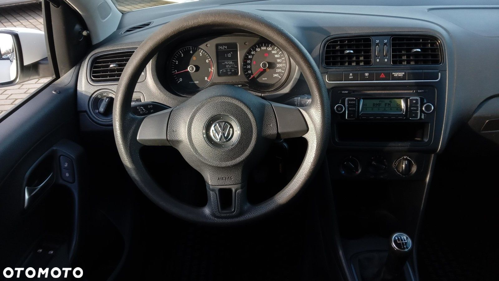 Volkswagen Polo - 12