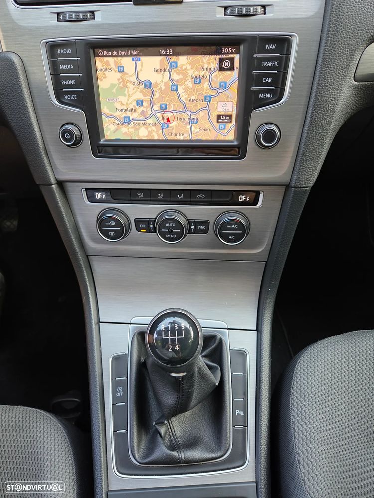 VW Golf Variant 1.6 TDi BlueMotion Trendline - 9
