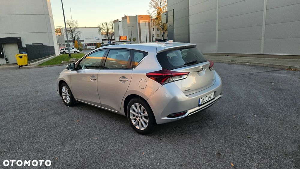 Toyota Auris 1.6 Comfort - 22