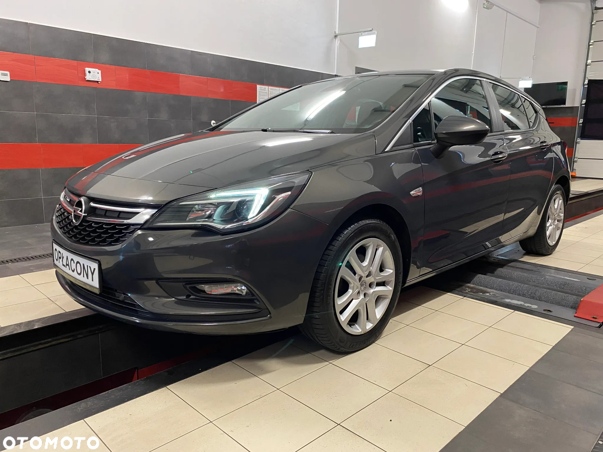 Opel Astra V 1.4 T Dynamic - 9