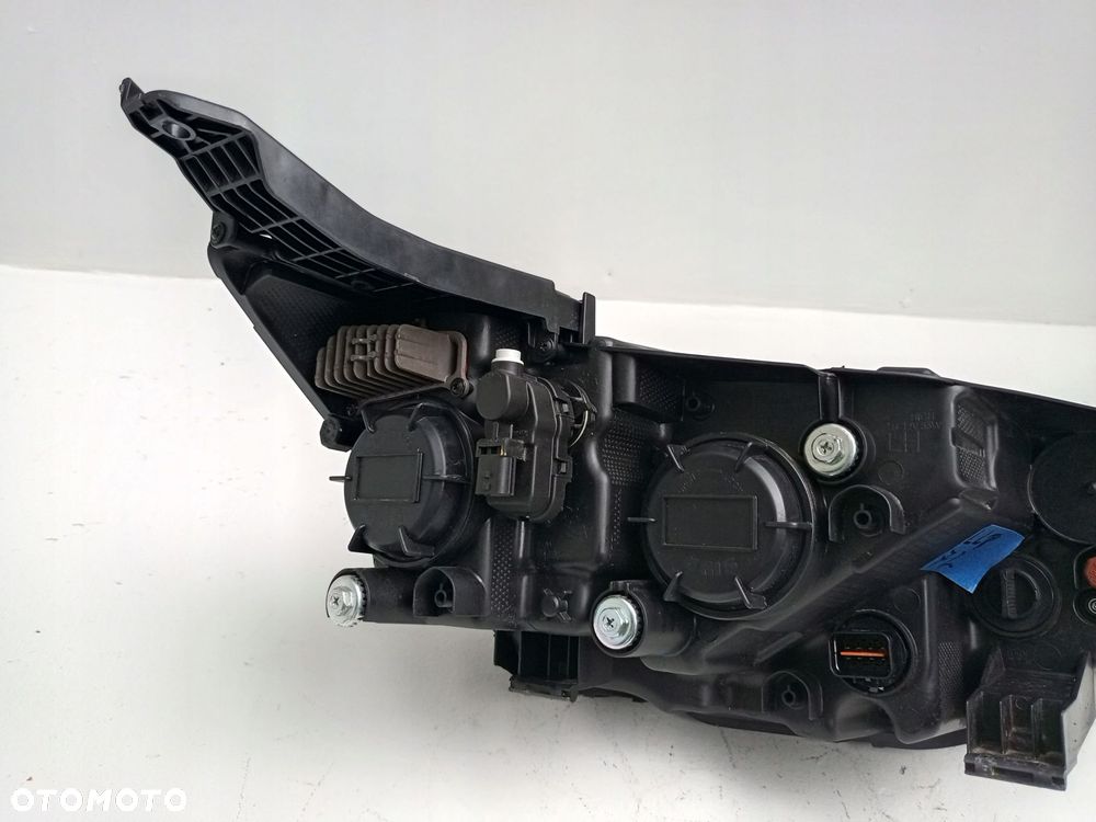 SSANGYONG KORANDO IV 4 19- LAMPA LED PRZEDNIA LEWA LEWY PRZÓD 8310137100 ÷ - 11