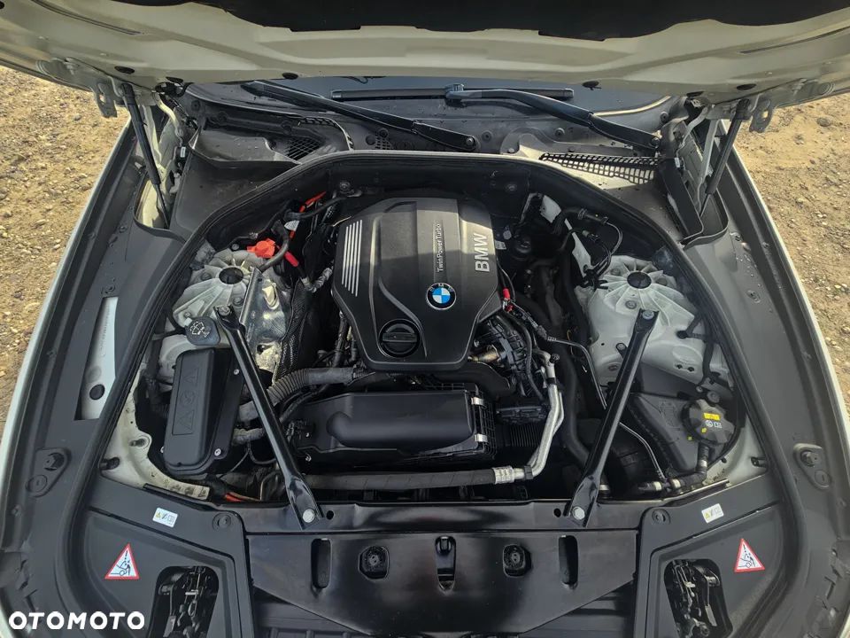 BMW Seria 5 - 38