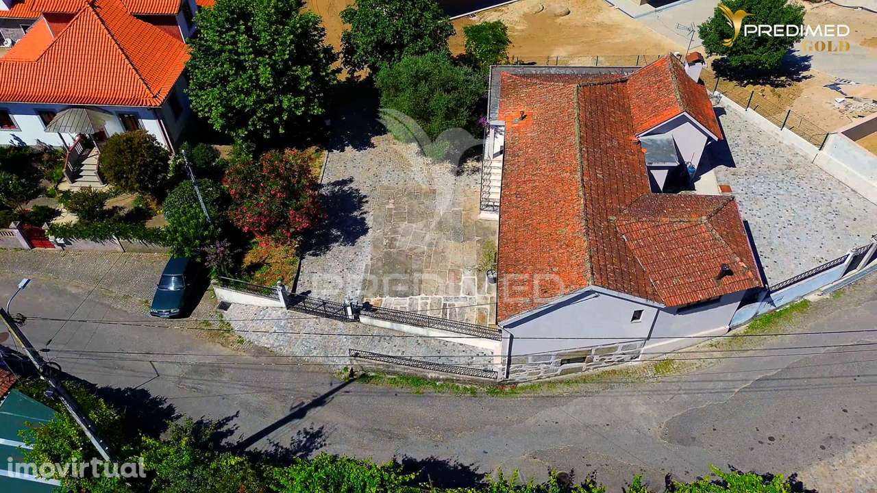 Moradia Bifamiliar - Grande imagem: 4/25