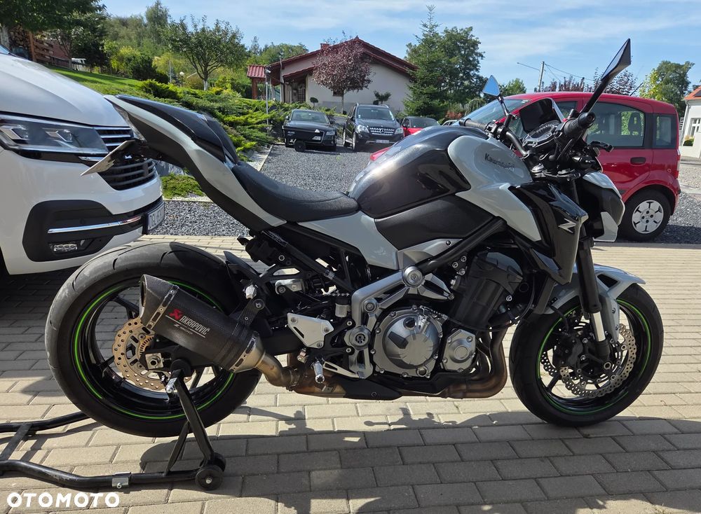 Kawasaki Z 900 - 7