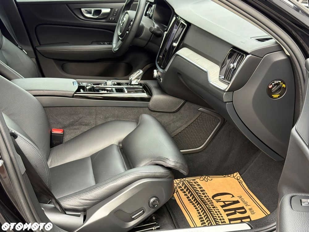 Volvo S60 T8 Twin Engine AWD Geartronic Inscription - 5