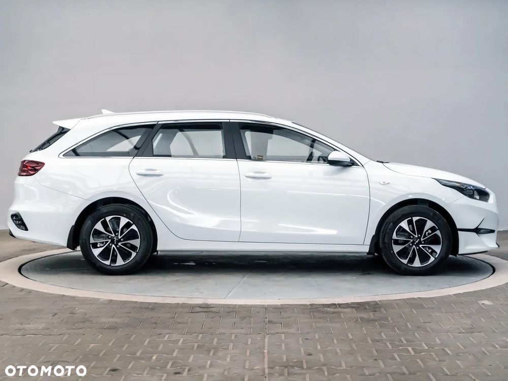 Kia Ceed 1.5 T-GDI M - 6