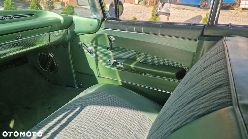Chevrolet Impala - 32
