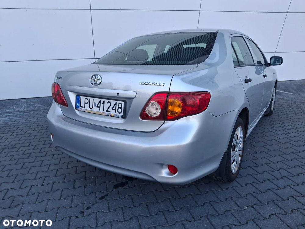 Toyota Corolla 1.6 VVT-i Luna - 14