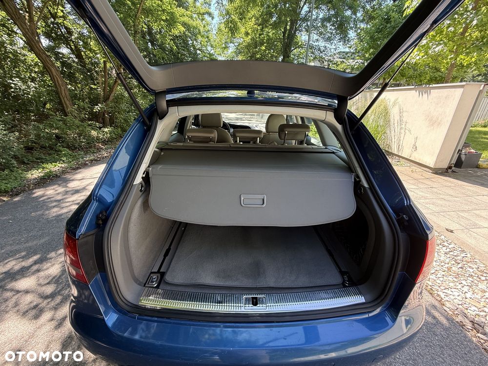 Audi A4 Avant 2.0 TDI - 38