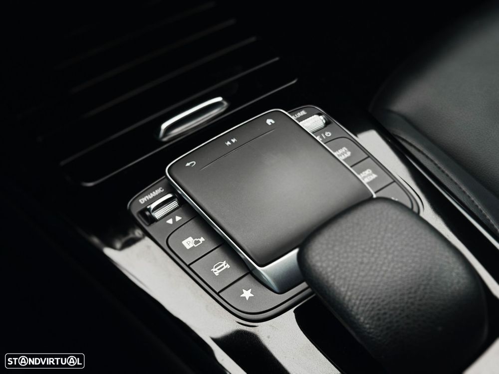 Mercedes-Benz CLA 250 e Progressive - 23