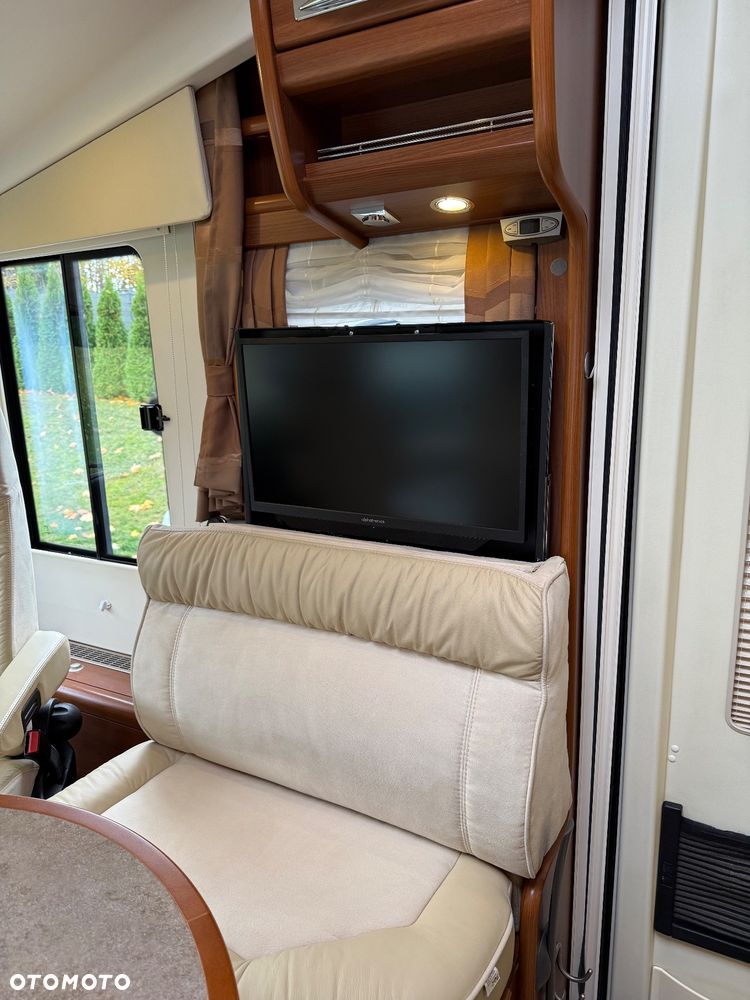 Carthago CHIC E-LINE 51QB - 19