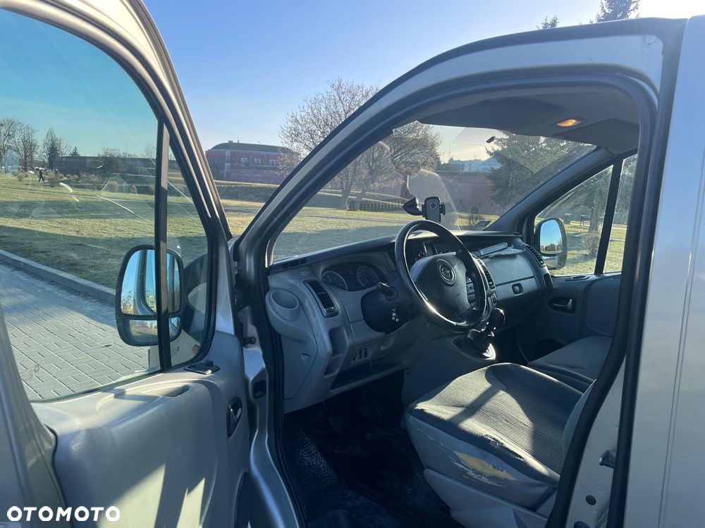 Opel Vivaro - 5