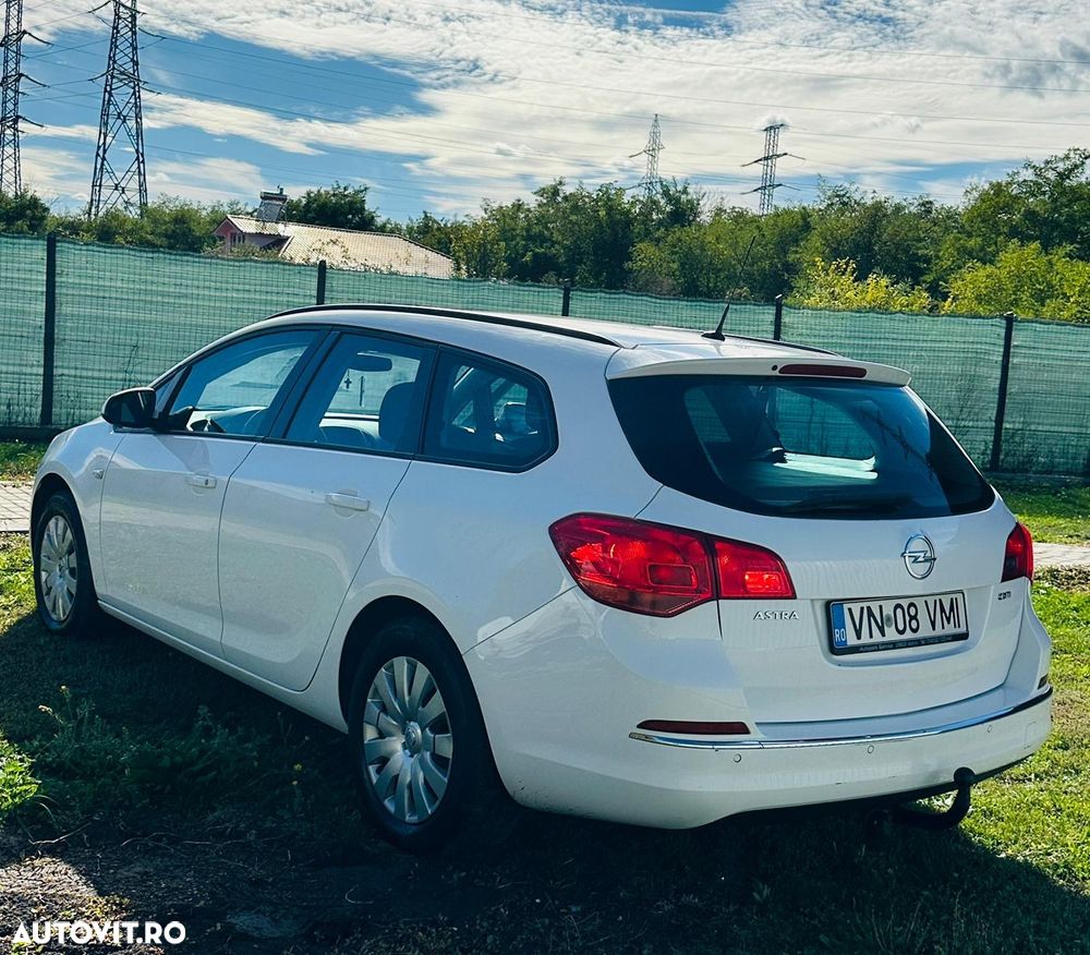 Opel Astra 1.7 CDTI DPF Sports Tourer - 4
