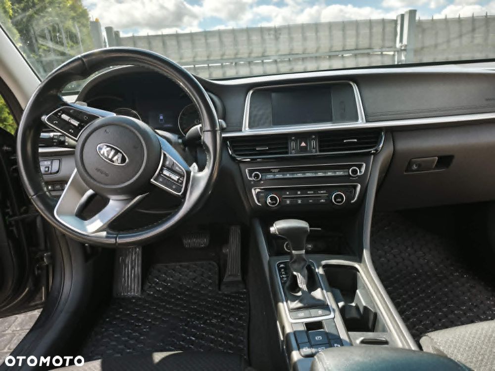 Kia Optima - 7