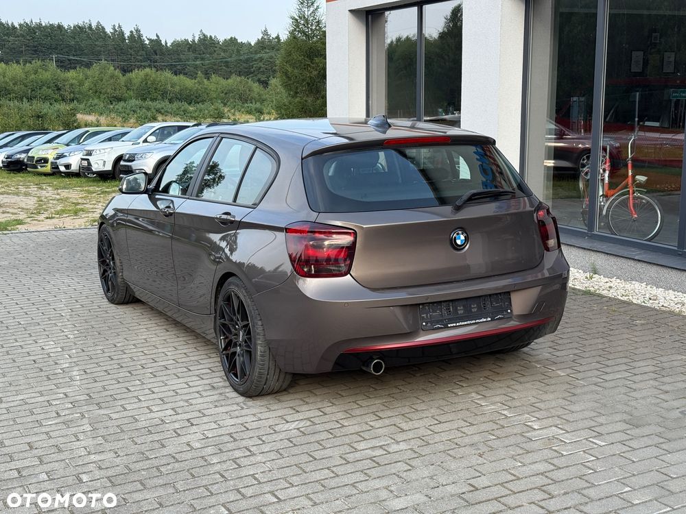 BMW Seria 1 116d EfficientDynamics Sport Line - 12