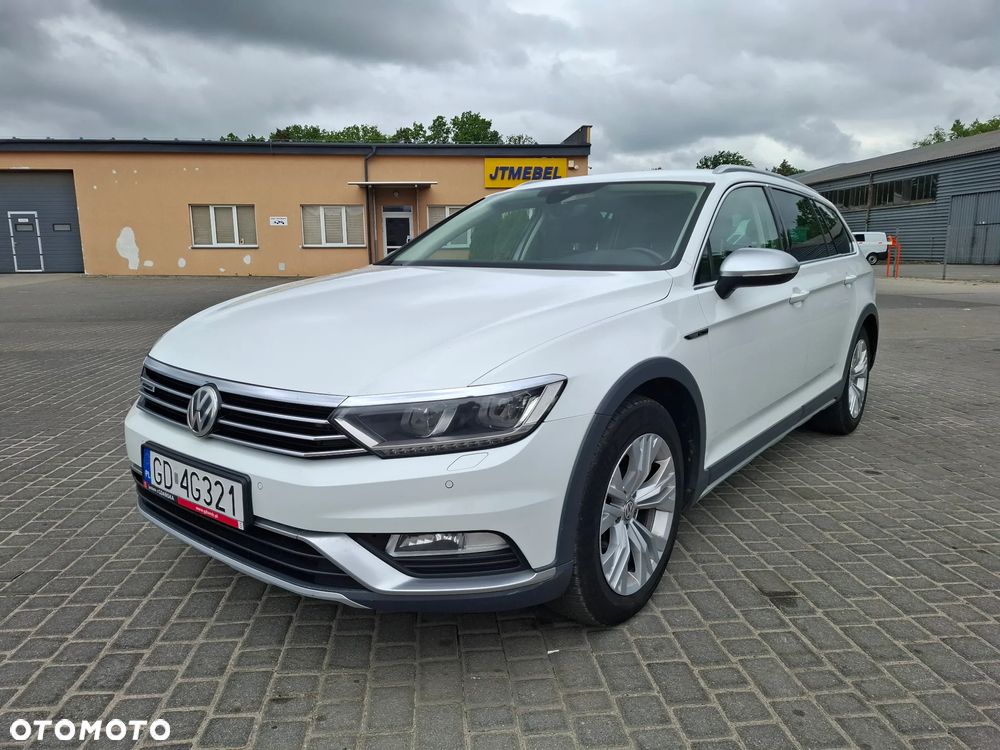 Volkswagen Passat 2.0 TDI BMT 4Mot Highline DSG - 1