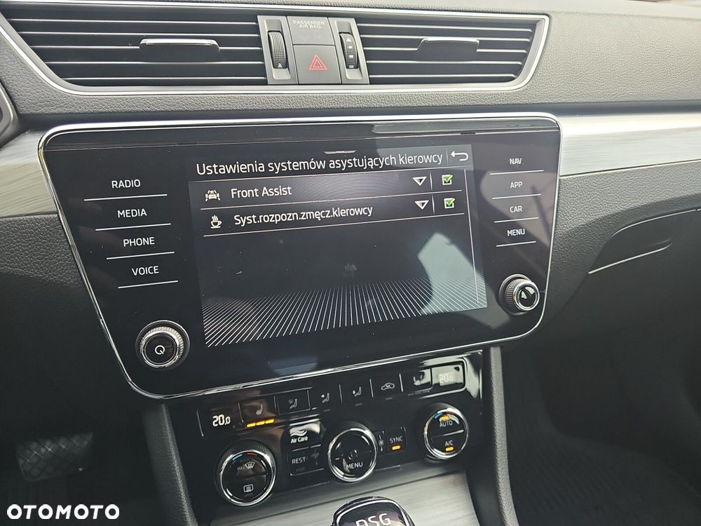 Skoda Superb 2.0 TSI Ambition DSG - 26