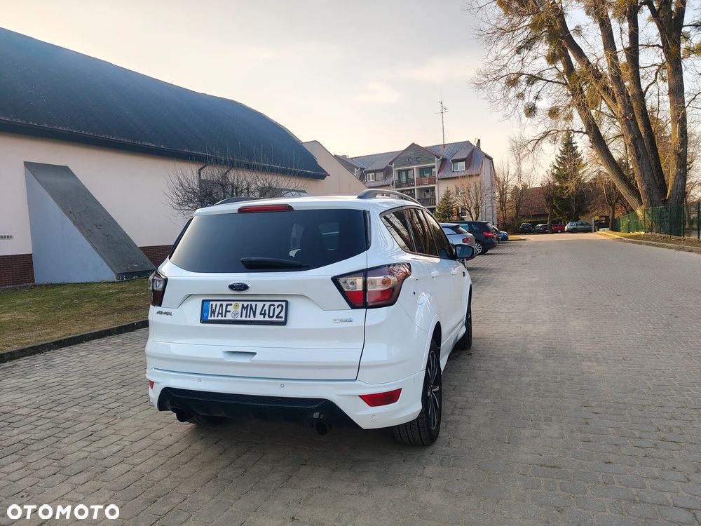 Ford Kuga 1.5 EcoBoost 2x4 ST-Line - 22