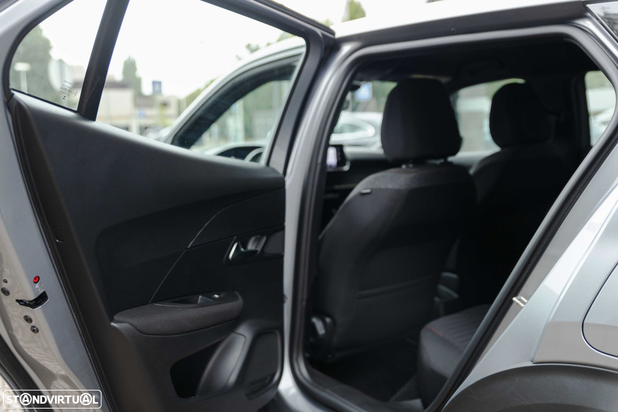 Peugeot 2008 1.2 PureTech Active Pack - 13