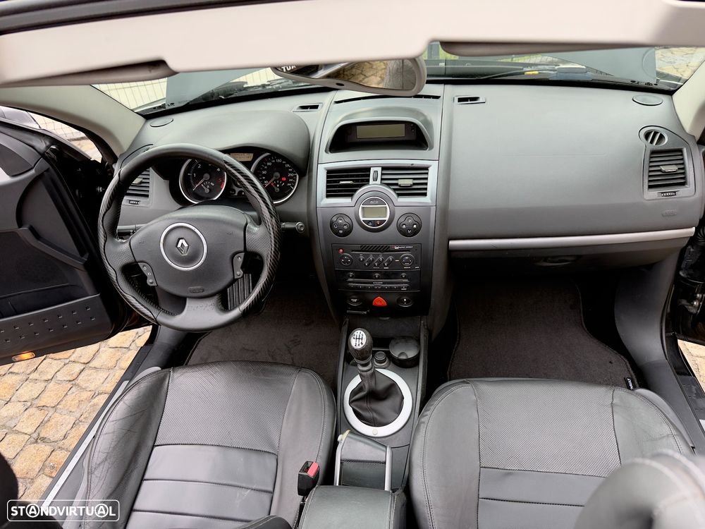 Renault Mégane Cabrio - 8