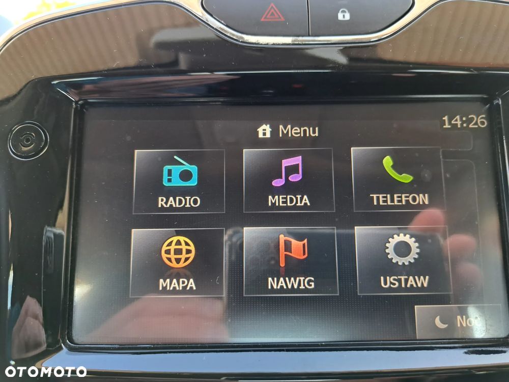 Renault Clio - 26
