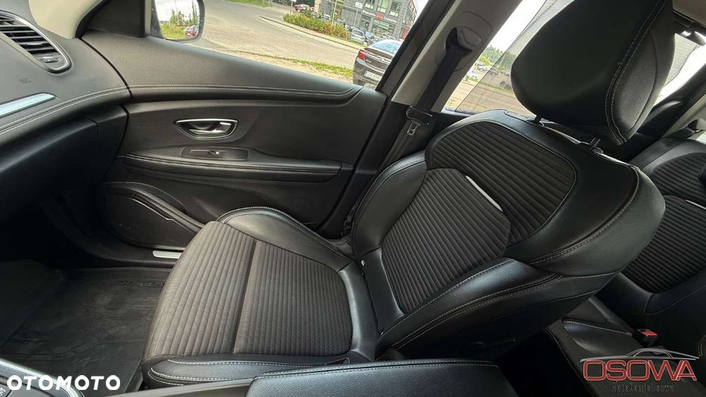 Renault Grand Scenic - 26