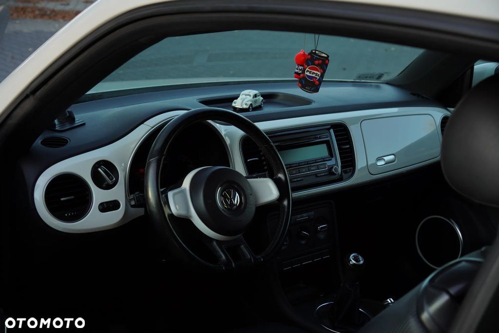 Volkswagen Beetle 2.5 - 6