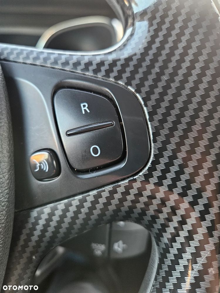 Renault Captur ENERGY TCe 120 EDC LIMITED - 16