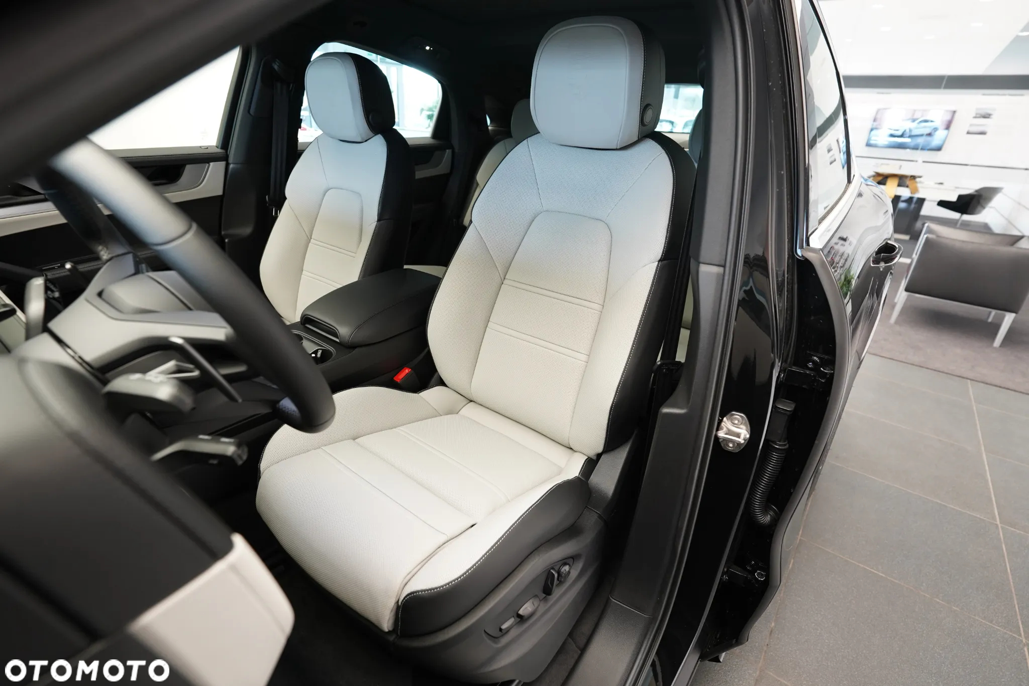 Porsche Cayenne Coupe S - 8