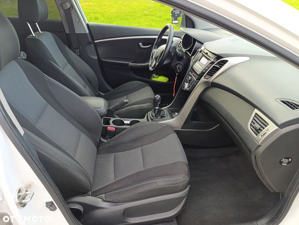 Hyundai i30 1.6 CRDi BlueDrive Comfort - 6
