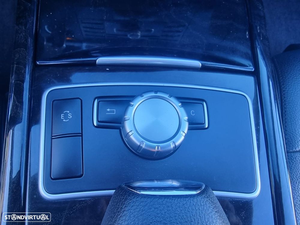 Mercedes-Benz E 200 - 16