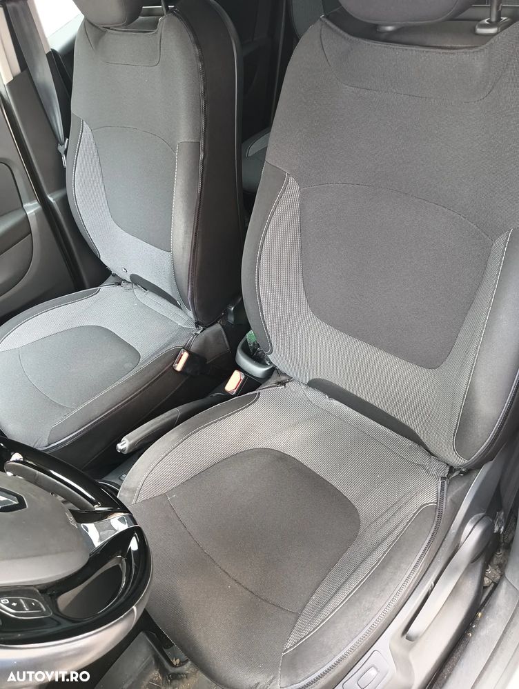 Renault Captur - 6
