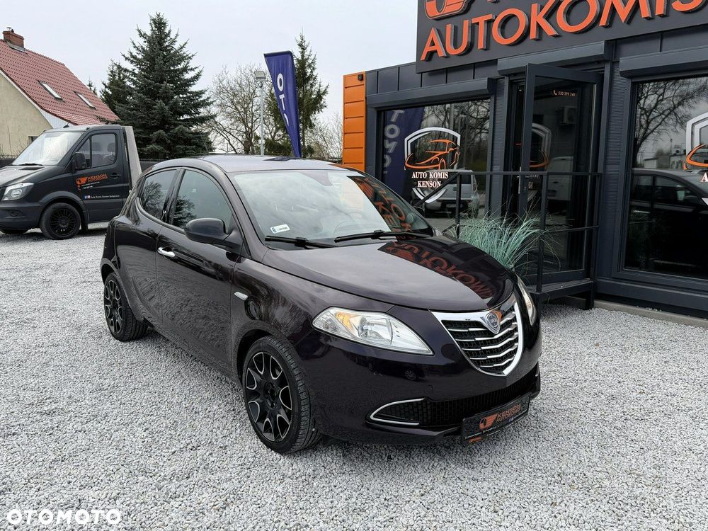 Lancia Ypsilon 0.9 Black&Red S&S - 2