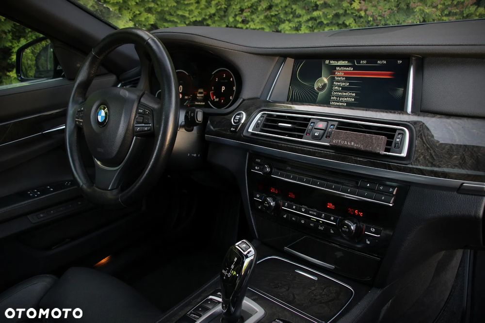 BMW Seria 7 750d xDrive - 18