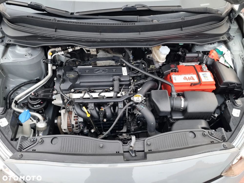 Hyundai i20 - 23
