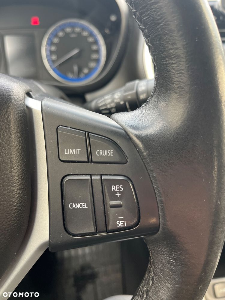 Suzuki SX4 1.6 Premium - 16