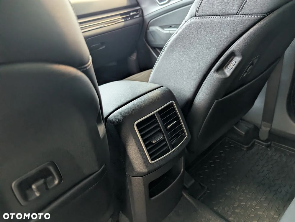 Kia Sportage 1.6 T-GDI L 2WD - 24