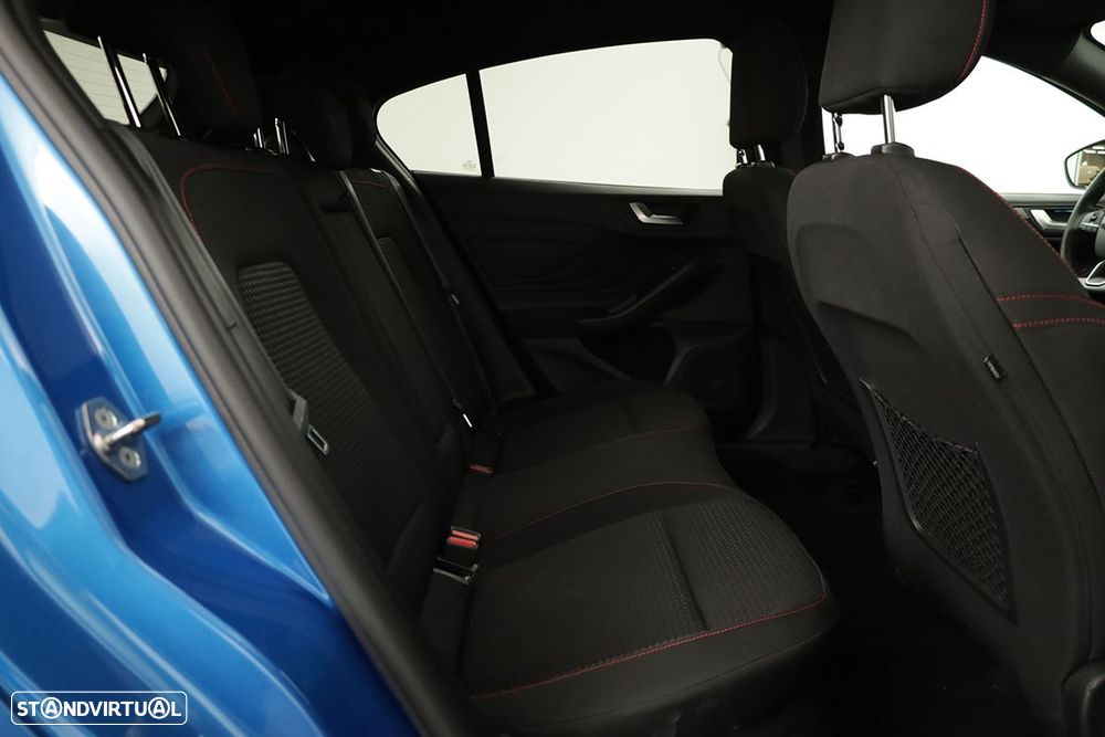 Ford Focus 1.0 EcoBoost MHEV ST-Line Aut. - 21