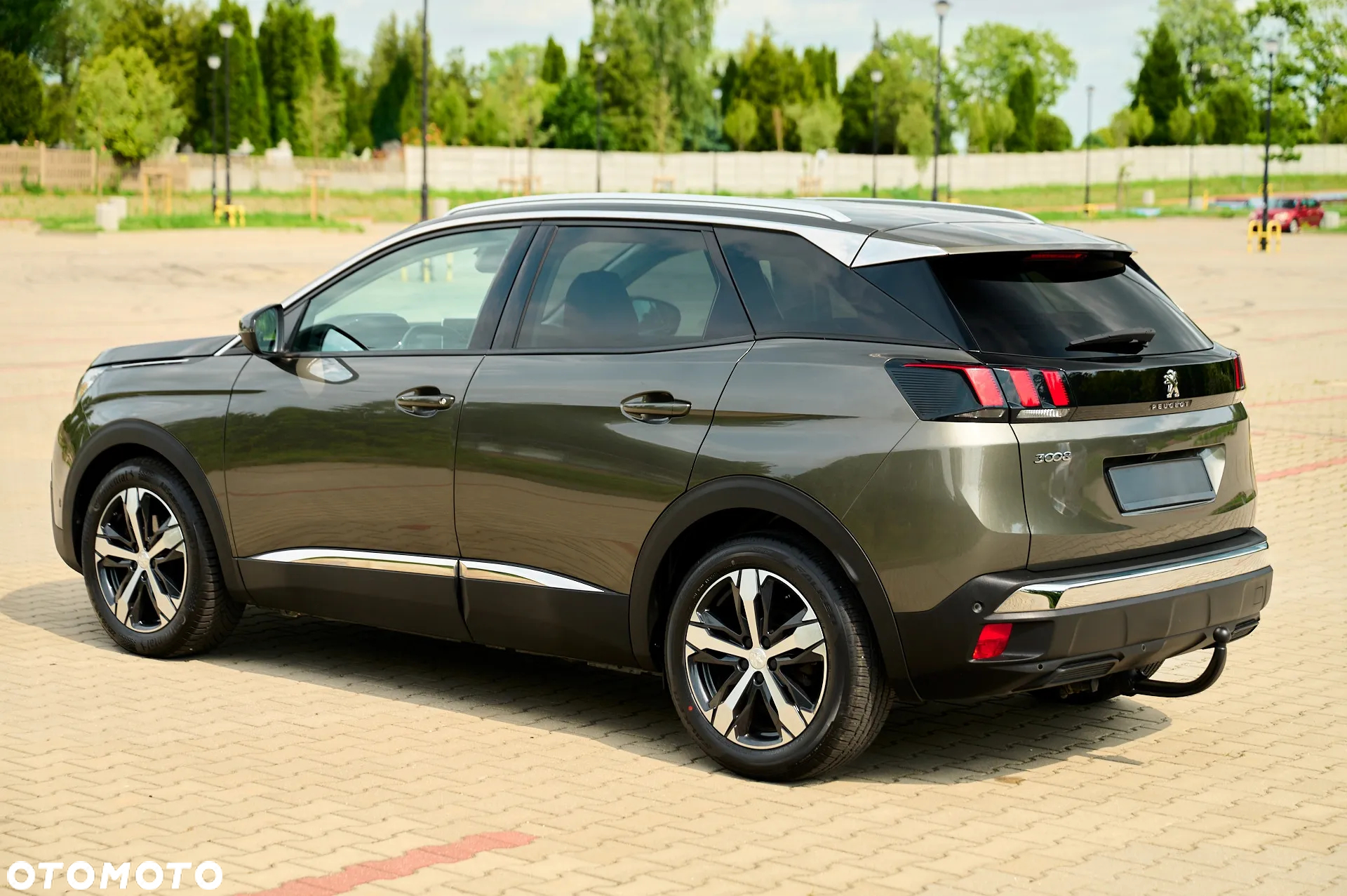 Peugeot 3008 1.2 PureTech Allure S&S EAT6 - 8