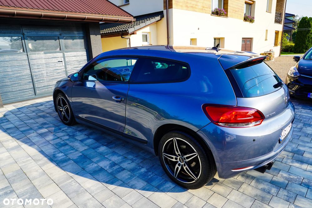 Volkswagen Scirocco 2.0 TSI DSG - 2