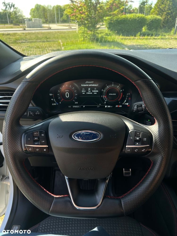 Ford Kuga 1.5 EcoBoost ST-LINE - 6