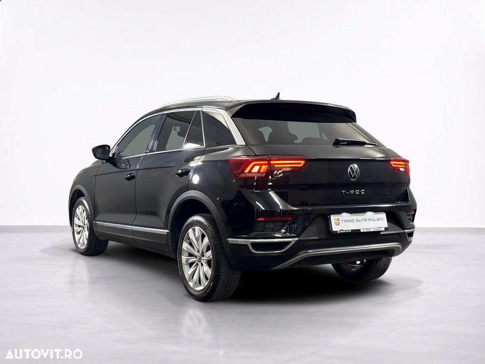 Volkswagen T-Roc - 4