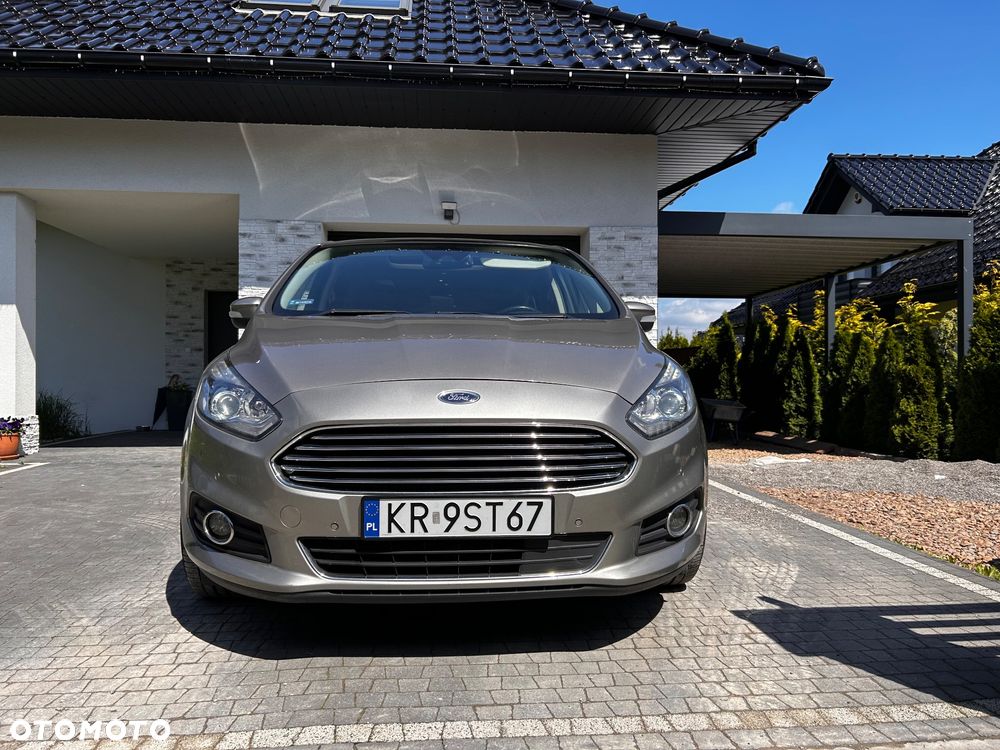 Ford S-Max 2.0 TDCi Titanium PowerShift - 2