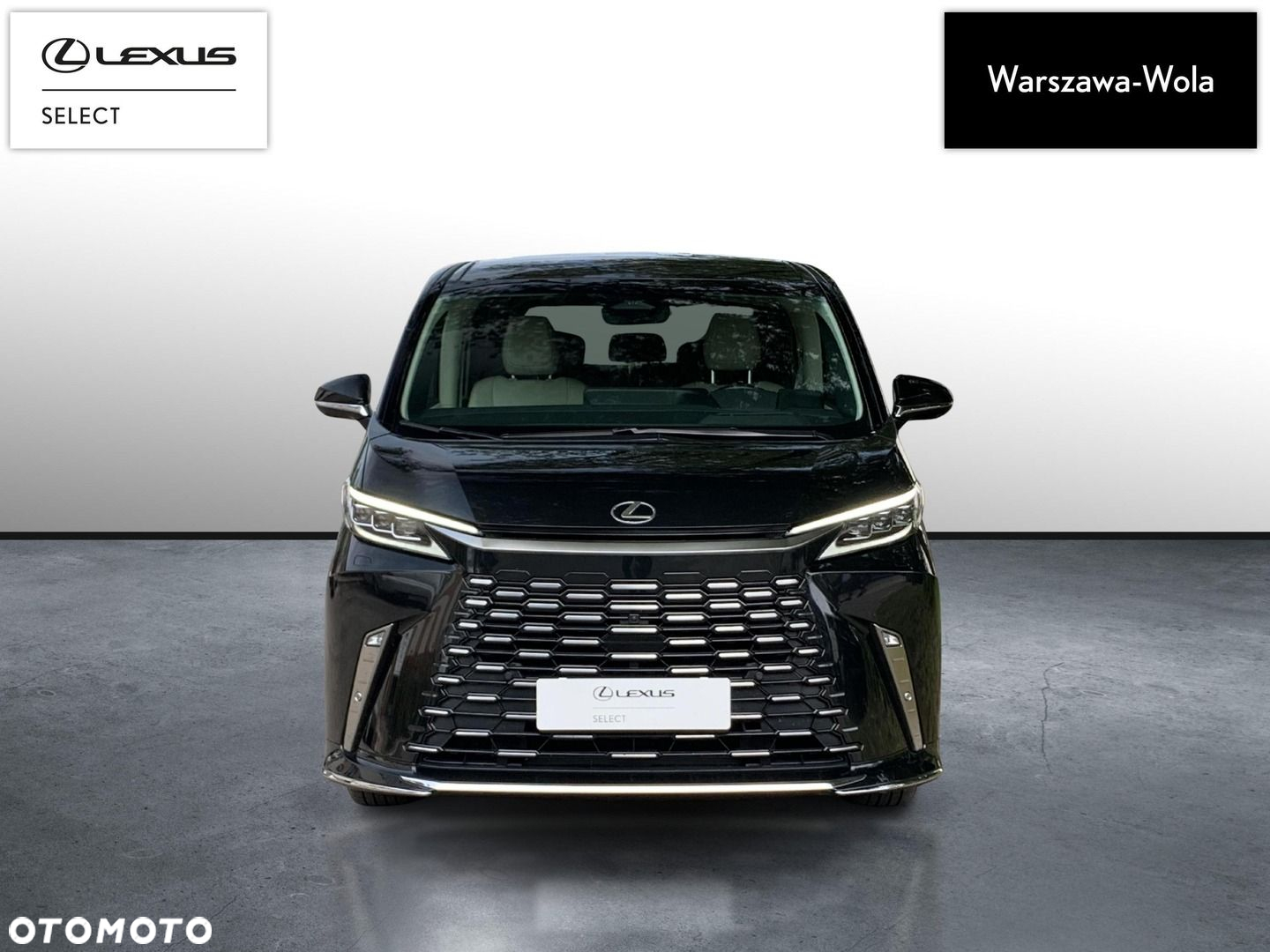 Lexus LM - 10