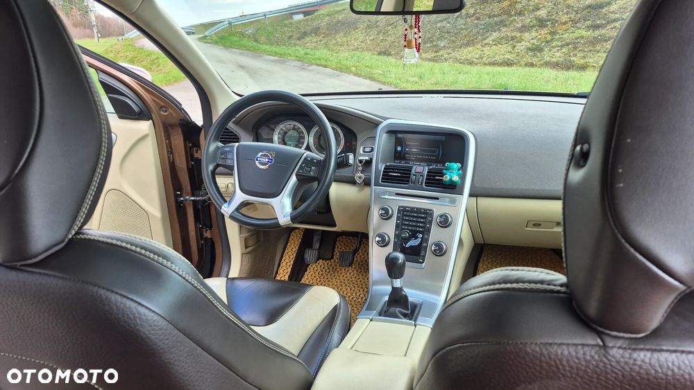 Volvo XC 60 D3 AWD Summum - 36