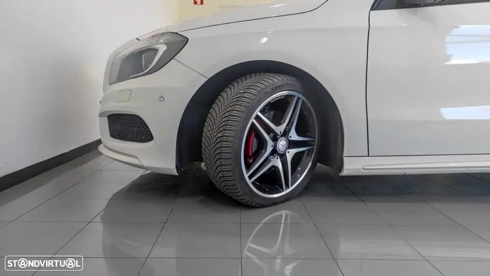Mercedes-Benz A 200 CDI BE AMG Sport - 11