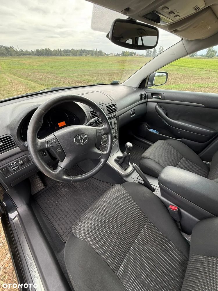 Toyota Avensis 2.0 VVT-i Combi Edition - 13